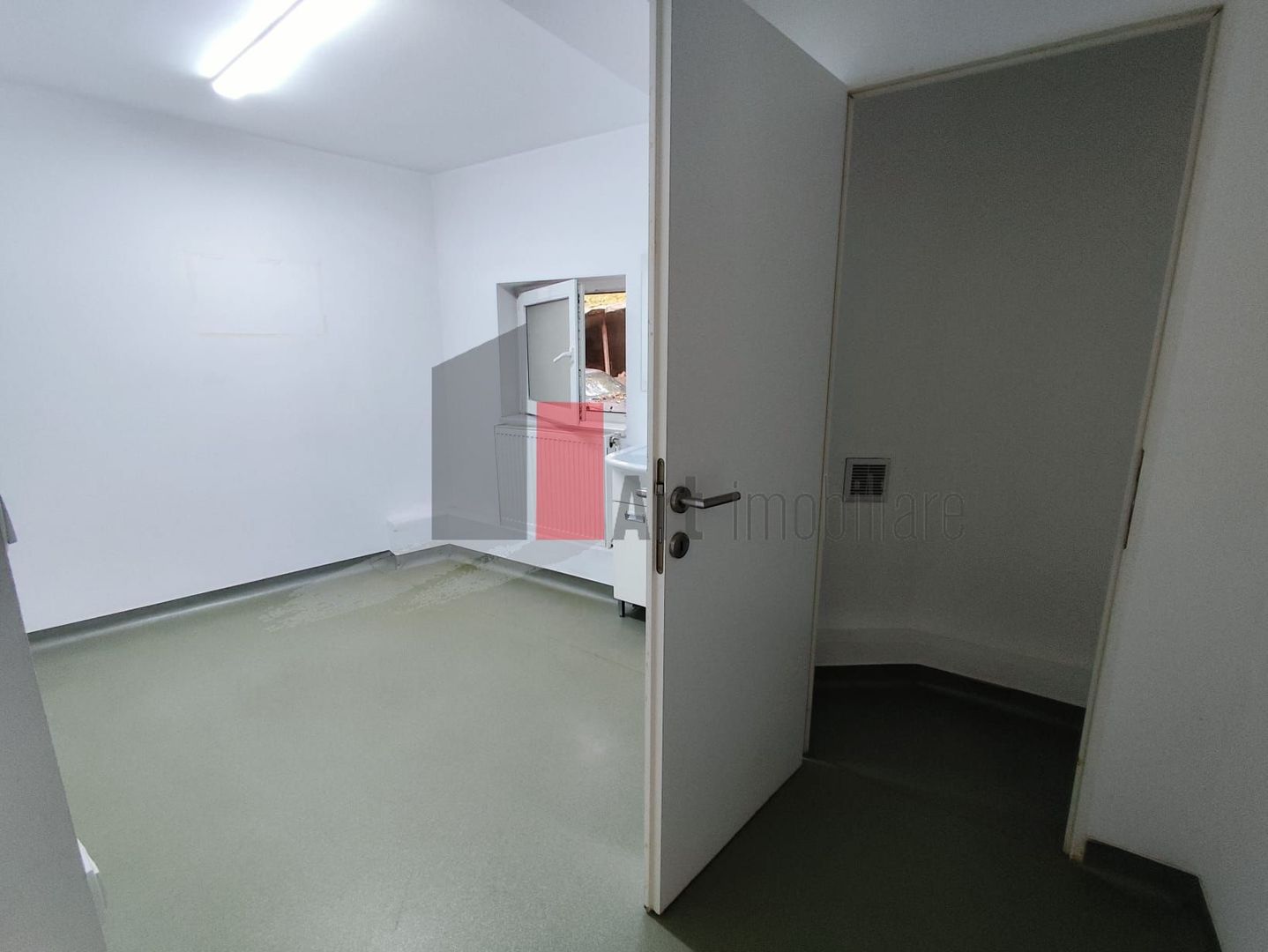 Spatiu comercial de inchiriat in zona Dacia - Oferta de iarna 1000 Euro!! - Poză 3