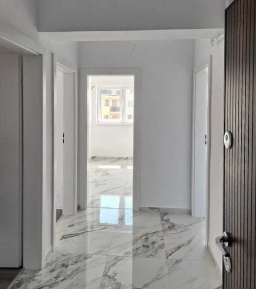 Apartament cu 3 camere situat la etajul 3 zona rezidentiala Rasnov - Poză 4