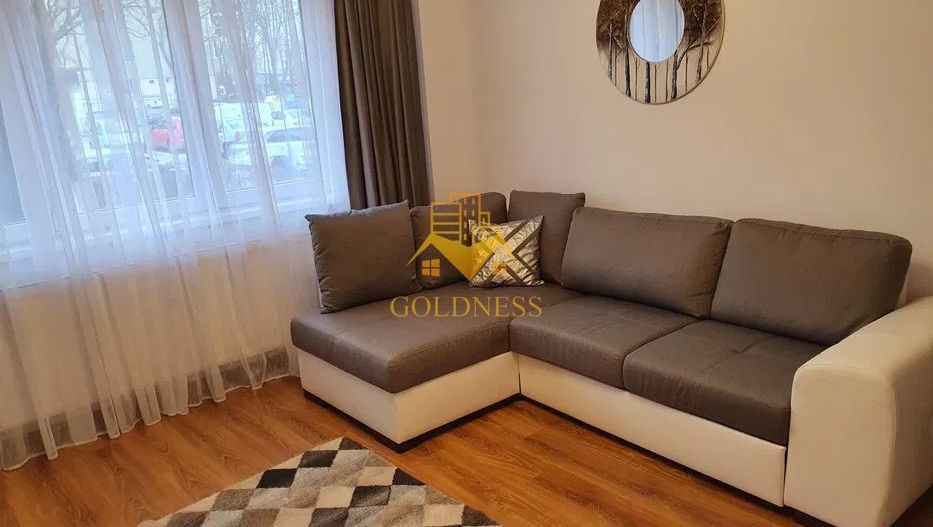 2 camere decomandate, Modern, Hotel Royal, Gheorgheni - Poză 1