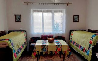 Vand casa cu gradina 4000 mp ca 12 Km de statiunea geotermala Tasnad - Poză 6