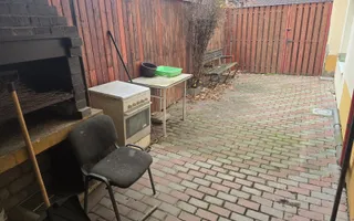 Casa de vanzare 2 apartamente separate garaj si curte zona piata Cluj - Poză 16
