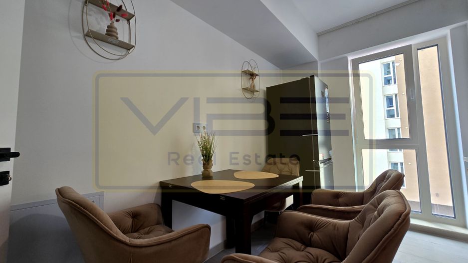 Copou- 3 camere 2 bai- decomandat- modern- parcare subterana - Poză 1