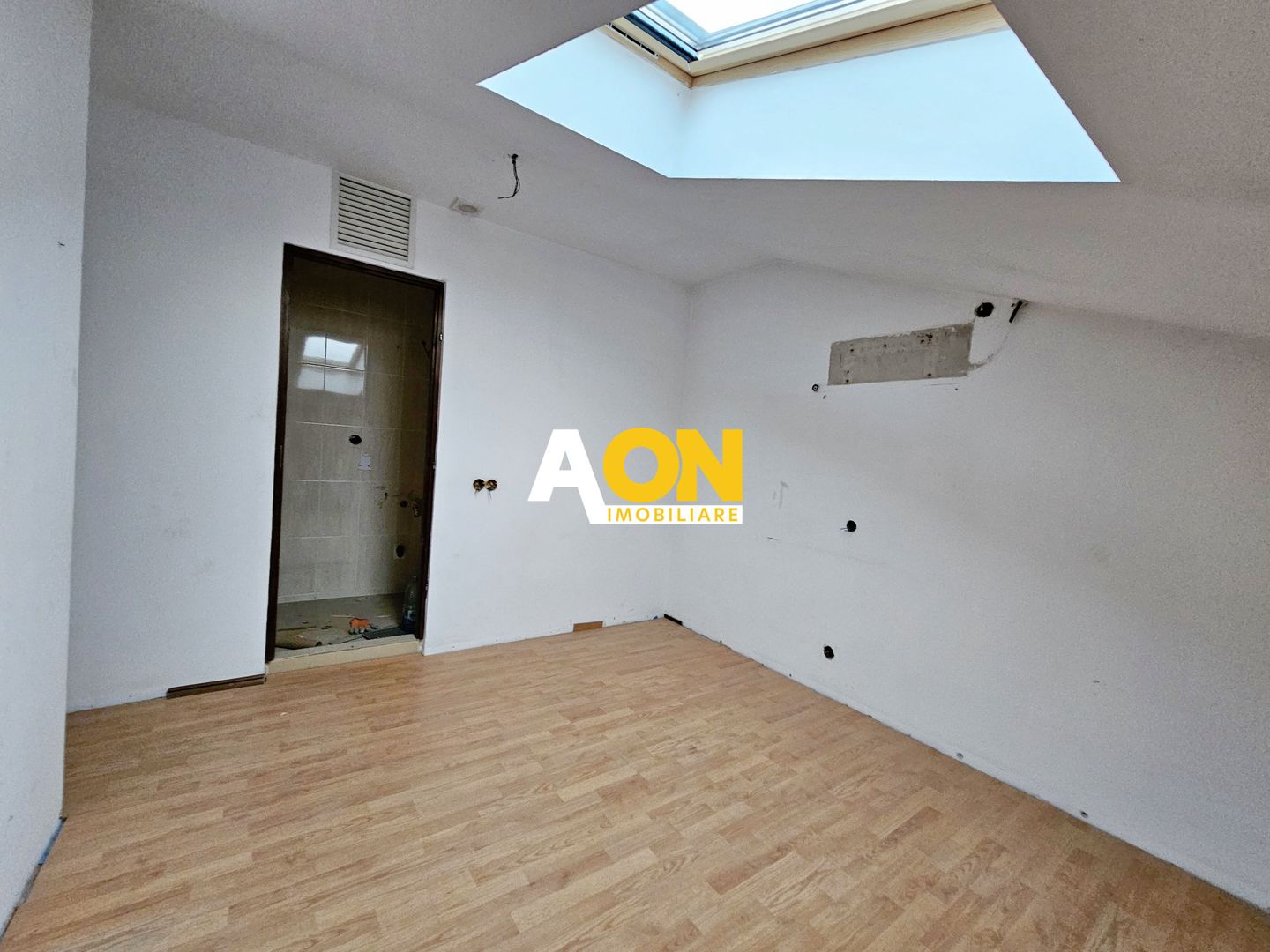Apartament 5 camere, etaj 2+mansarda, 120 mp, semifinisat, Cetate - Poză 17