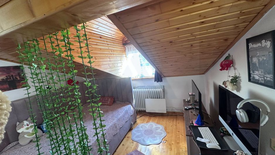 Apartament 3 camere decomandat  78 mp pivnita curte  in zona Centrala - Poză 11