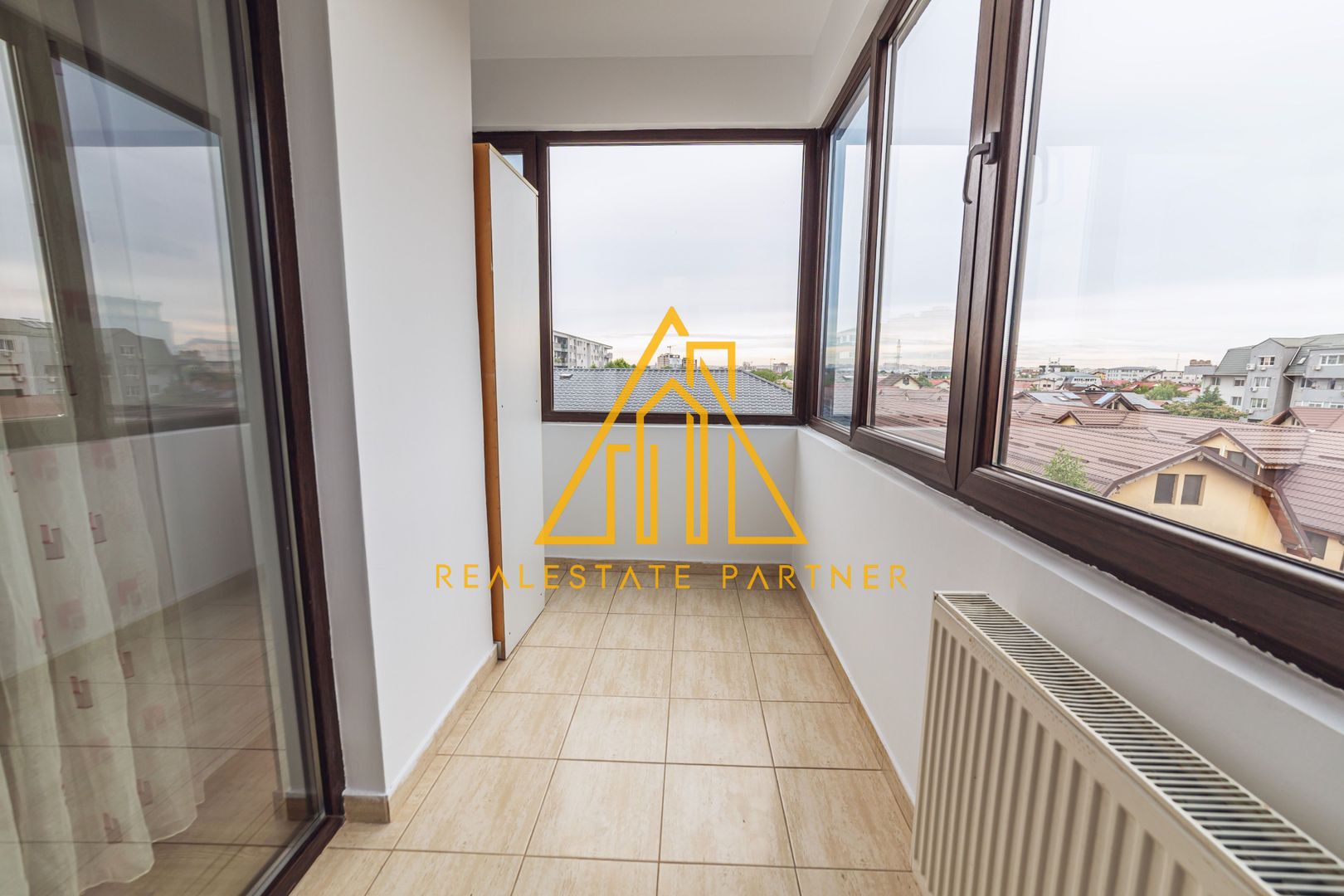 Apartament luminos, completat de spații utile și confortul de care ai nevoie! - Poză 10