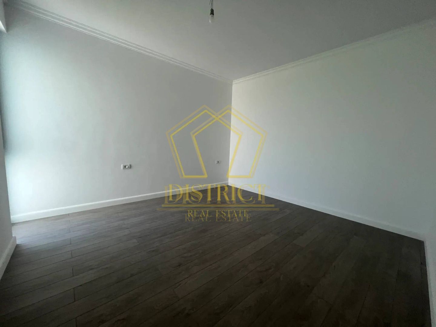 Duplex superb cu 4 camere despartit prin camera tehnica I Giroc - Poză 7