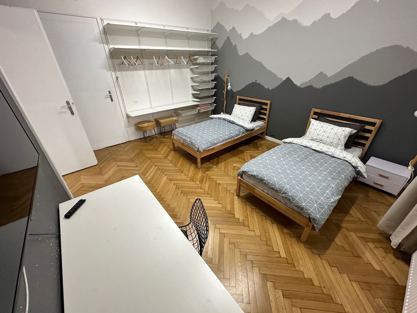 Apartament aproape de Piata Unirii -pretabil pentru birouri - Poză 7