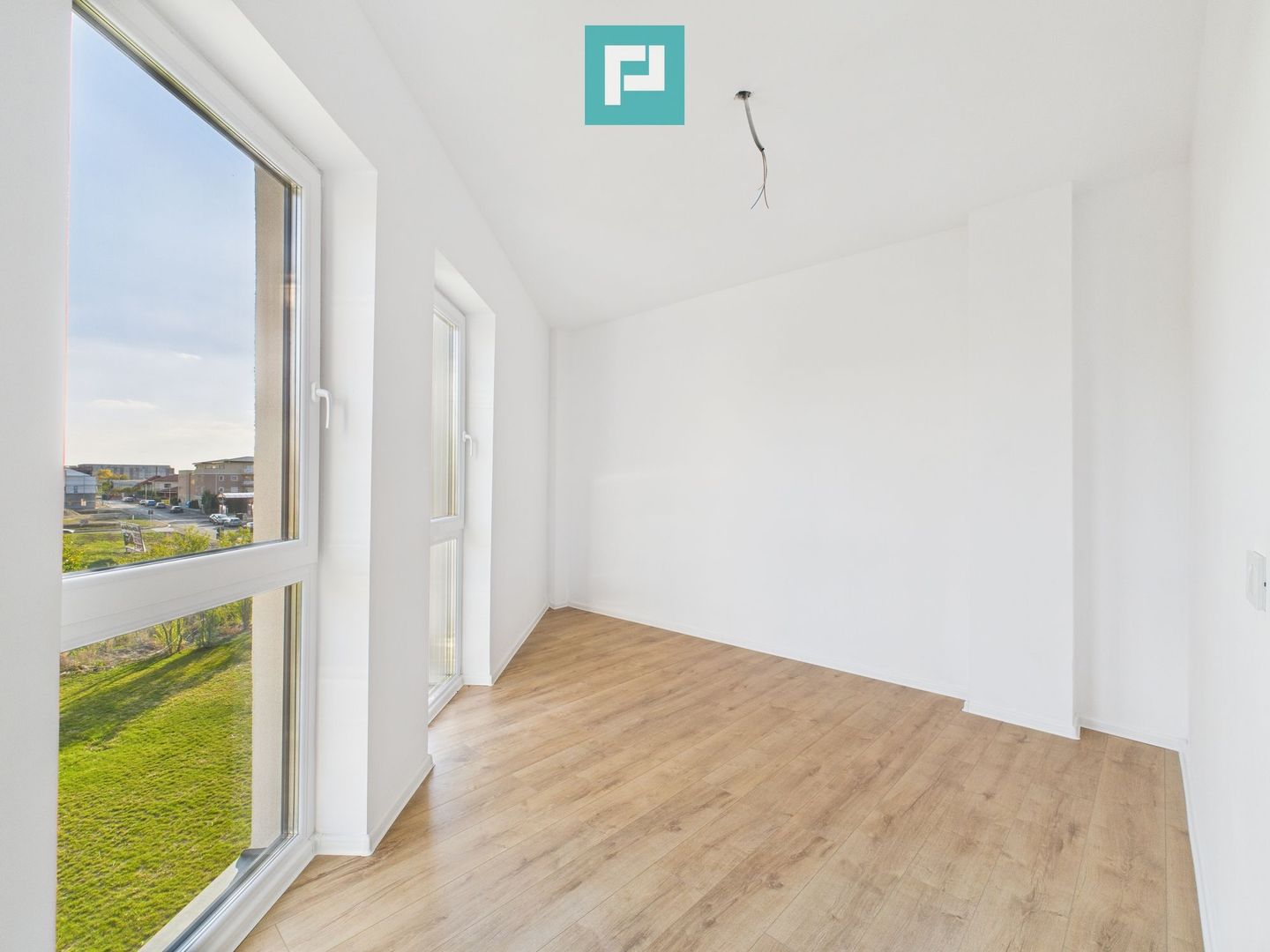 Apartament cu 2 camere | Etaj 2 | Zona Aradului - Poză 6