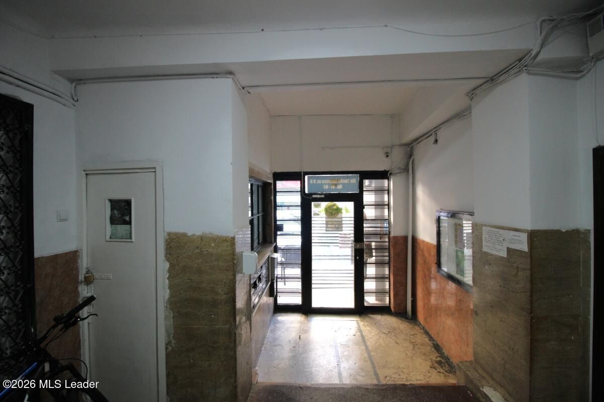 Piata Romana, 4 camere 138 MP total, Etaj 2/9, renovat - utilat, liber - Poză 55