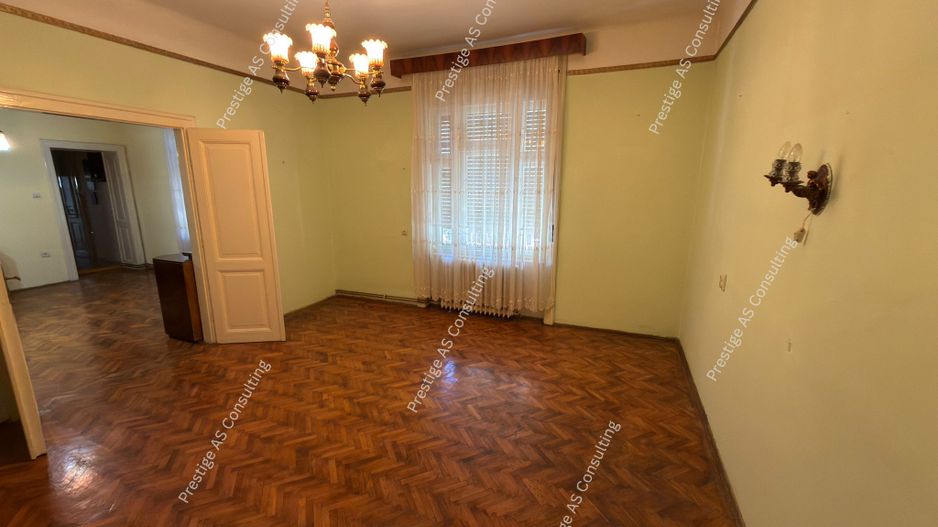 Casa individuala 2 apartamente | 310 mp utili |  clinica / birouri Elisabetin - Poză 9
