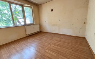 3 camere | Etaj 1 | 2 băi | 2 debarale | Decomandat | Zona Vitan - Poză 4