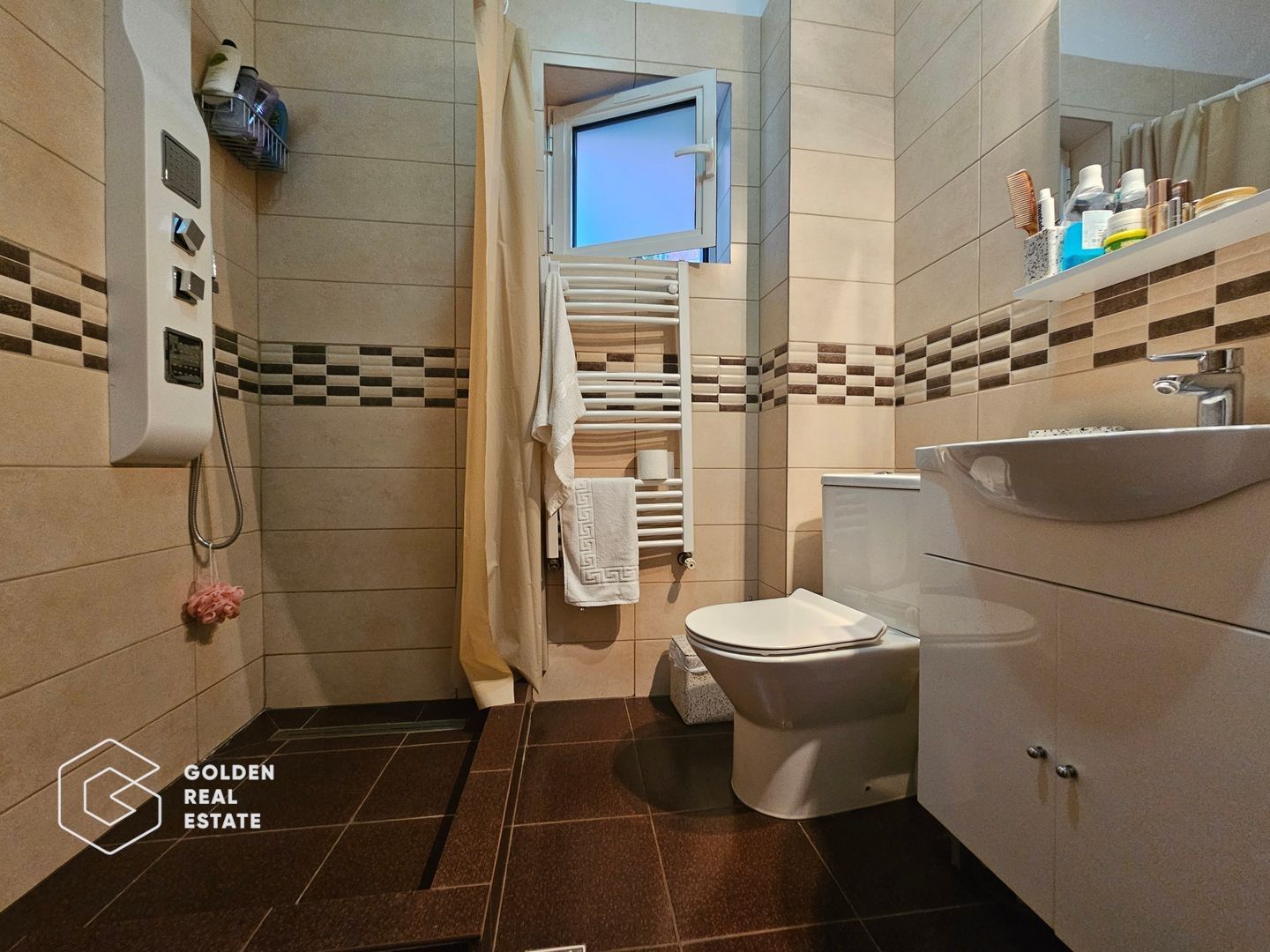 Vila individuala, centrala situata intre Dudesti si Dristor, 5 camere - Poză 11