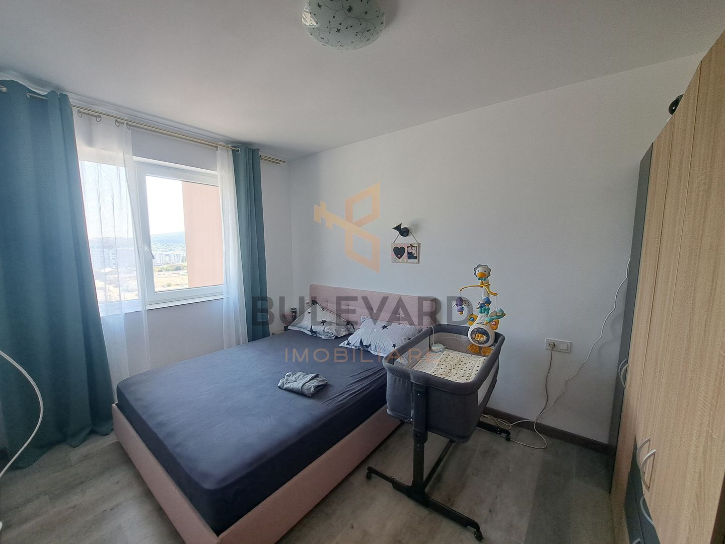 Apartament 3 camere,  parcare, zona Metro! - Poză 8