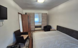 Apartament o camera - Poză 2