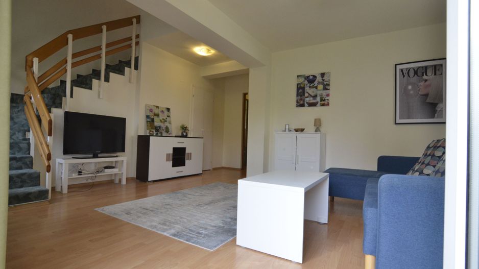 Inchiriem vila tip duplex 3 camere zona OMV Pipera - Poză 2