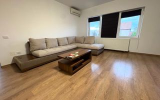 Apartament la curte, 2 băi, loc de parcare, zona linistita, dressing - Poză 3