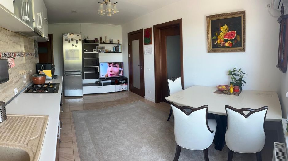 Ag BRASADAS vinde ap 3 cam etaj 2/2 Miroslava 71mp. - Poză 1