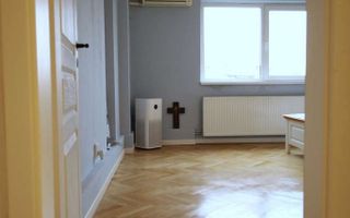 Apartament 3 camere 94 mp, Ultracentral, centrala proprie, bloc fără risc - Poză 7