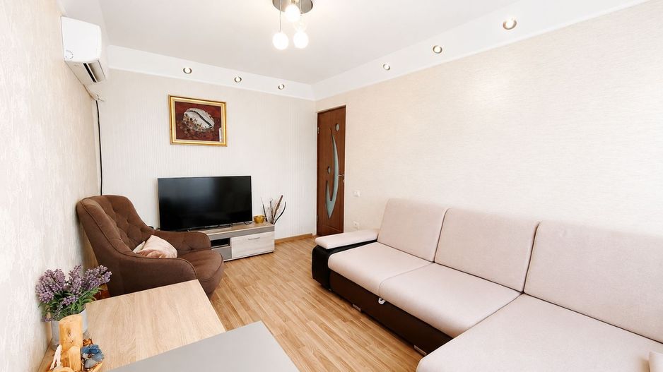Apartament tineresc 2 camere, zona Intim, Kauflad - Poză 1