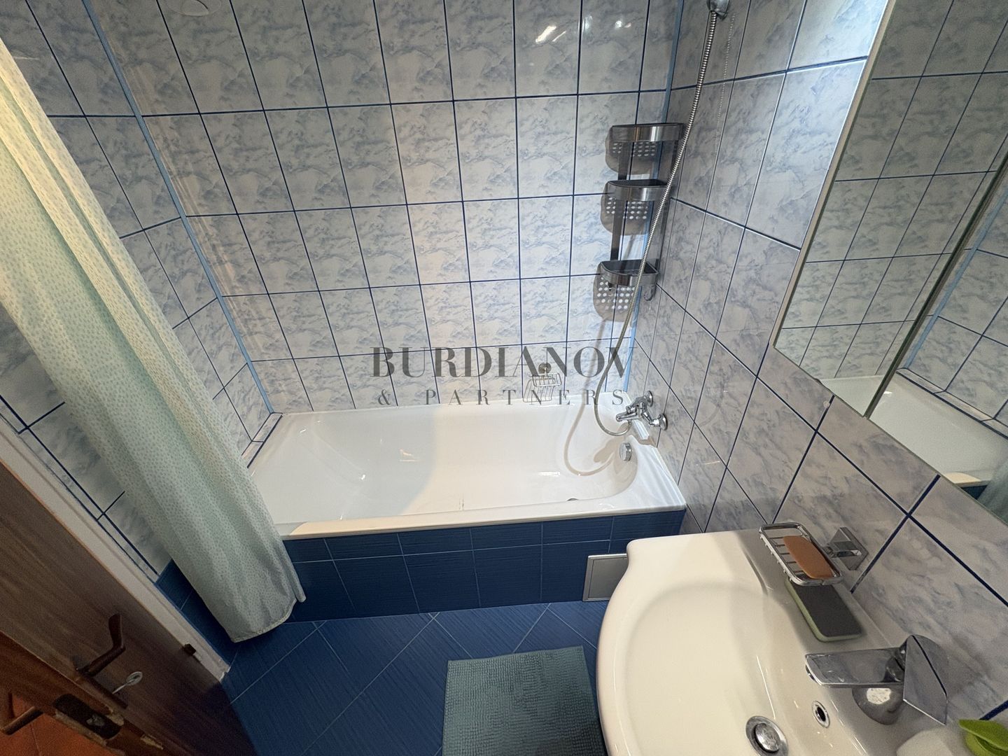 Apartament cu 2 camere - decomandat - Mega Mall - Pantelimon - Poză 11
