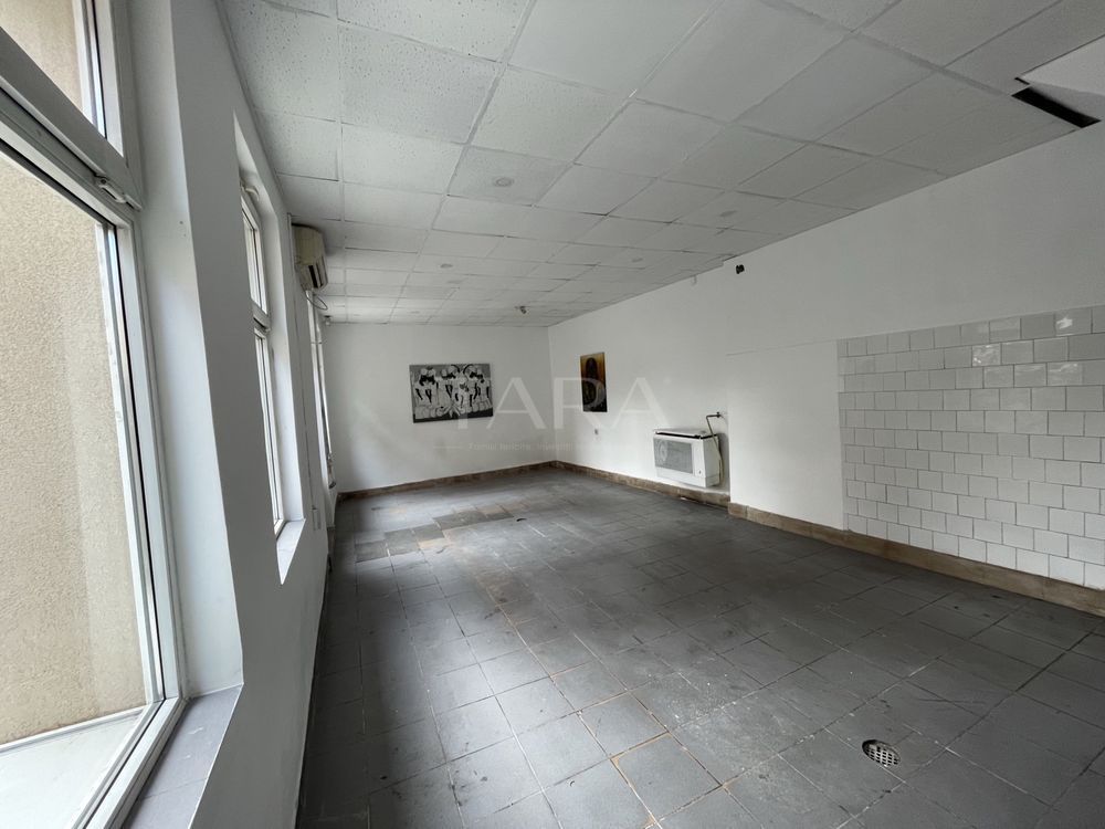 De vânzare imobil situat semicentral - Poză 1