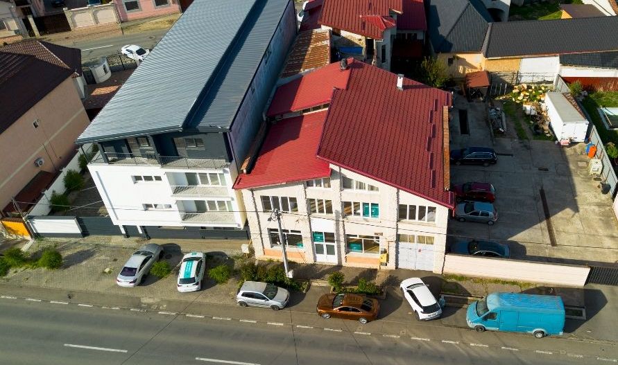 Spațiu comercial vitrat-central ARAD 250 mp utili - Poză 1