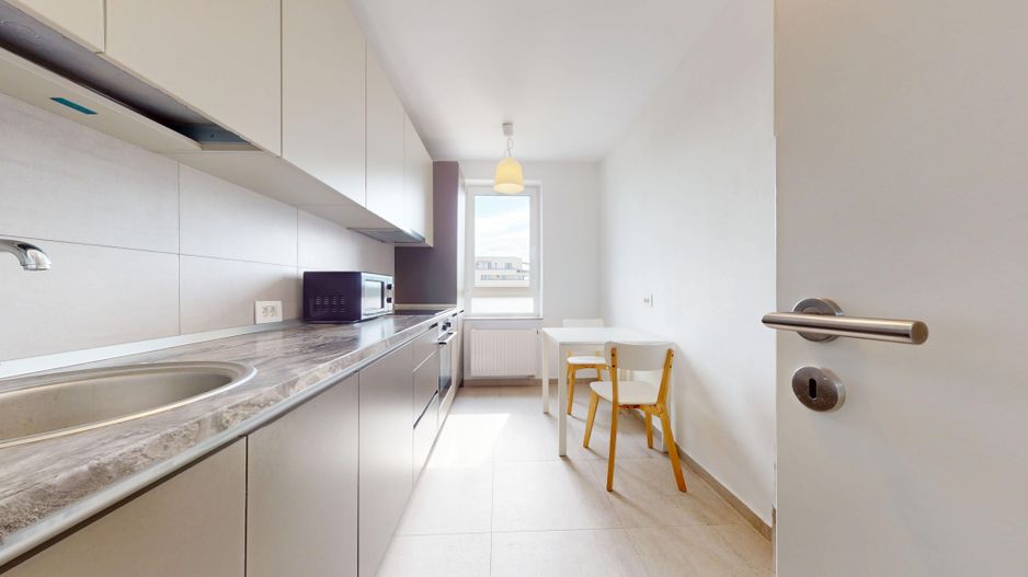 Coresi Urban Vibe | Apartament modern cu vedere directă la pietonală - Poză 23