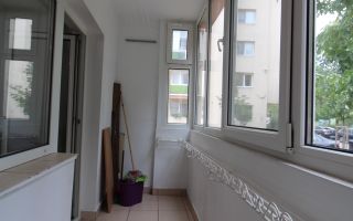 Apartament spatios, 3 camere, 2 bai, ideal pentru studenti - Poză 4