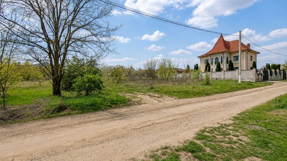 Teren Ideal pentru Construcție sau Investiție – 12 Ari în Trușeni, Zonă Premium în Dezvoltare! - Poză 1