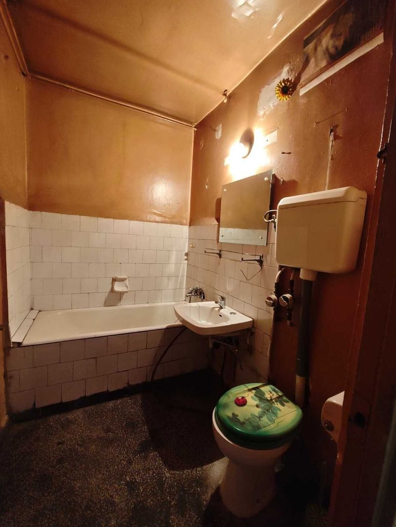 Vanzare 2 camere, vedere panoramica- 55mp utili+balcon, Titan- Ciucea - Poză 4