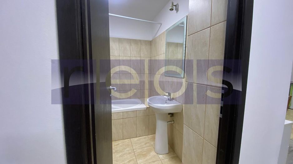 DE VANZARE APARTAMENT 2 CAMERE DECOMANDAT LIFT CENTRALA PROPRIE PARC SEBASTIAN - Poză 7