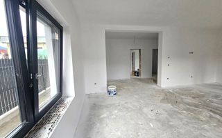Casa Sibiu, Poplaca 4 camere, 3 bai, terasa si curte NOU - Poză 4