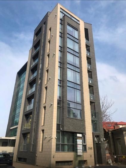 Piata Unirii Bd Coposu  Spatiu birou in cladire moderna - Poză 1