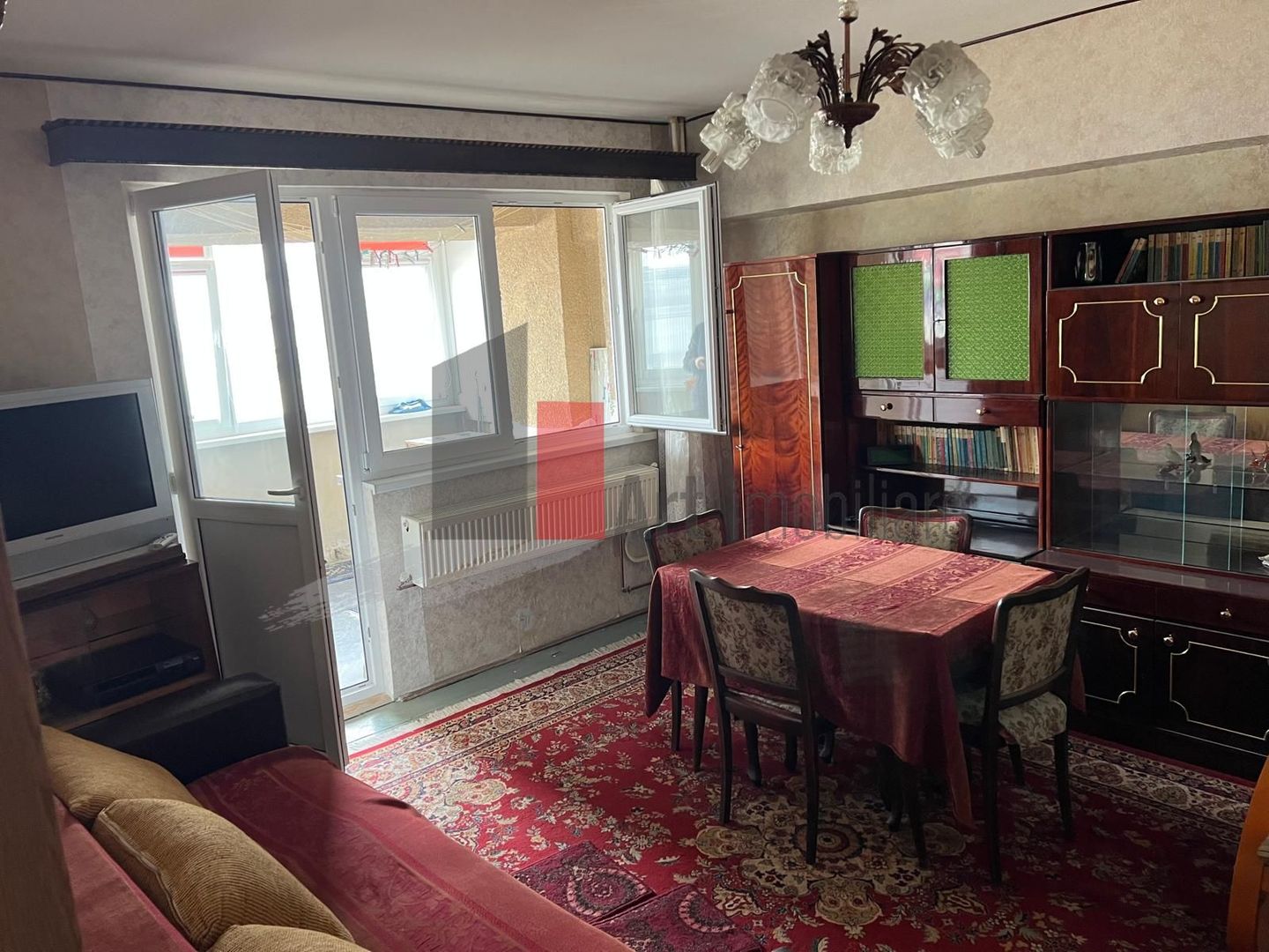 APARTAMENT 2 CAMERE  - MEGA MALL - Poză 3