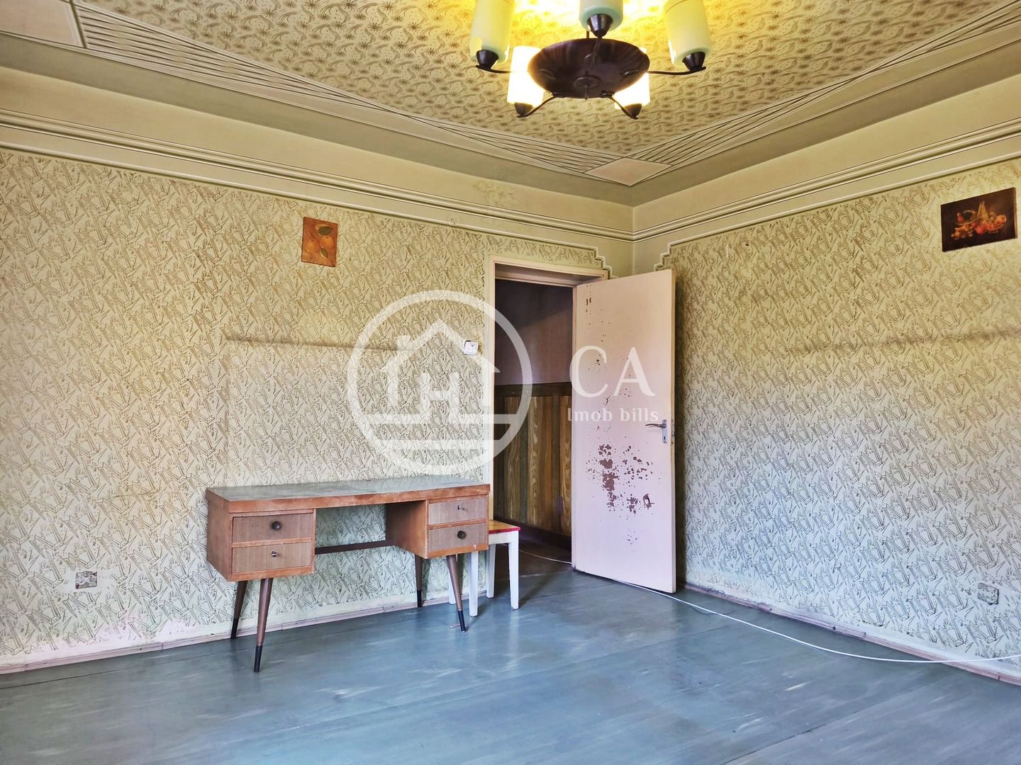 Apartament cu 4 camere de vanzare in zona Dacia, Oradea - Poză 1