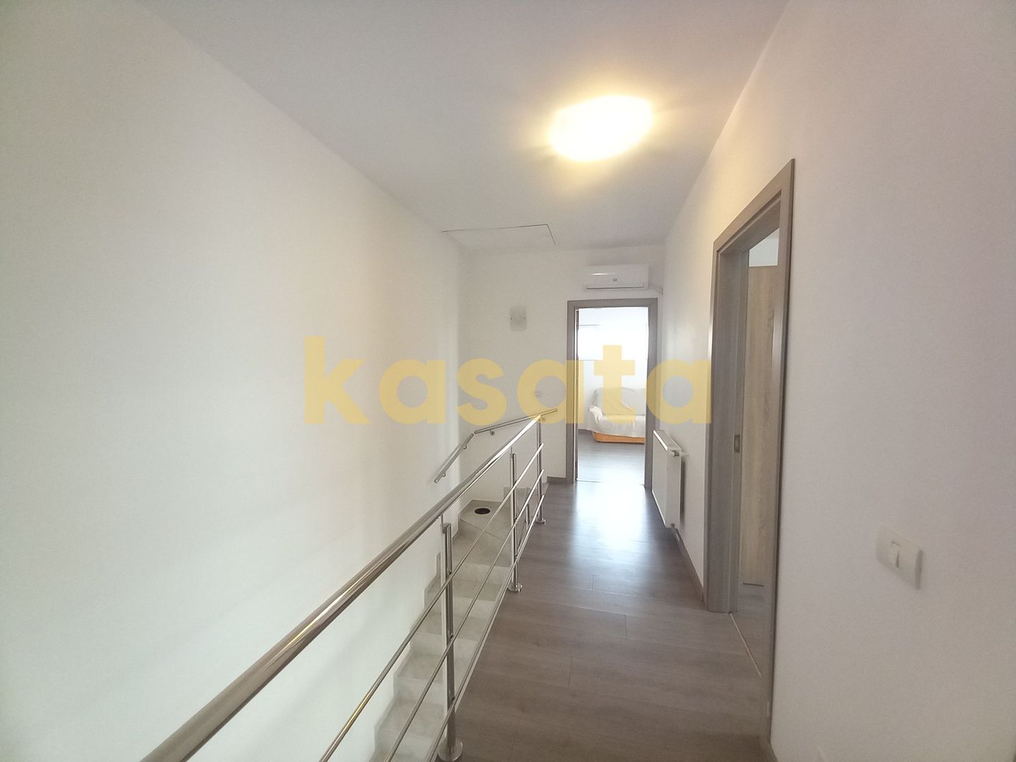 Vilă Modernă 4 Camere | Curte Privată | Zonă Excelentă & Facilități - Poză 28