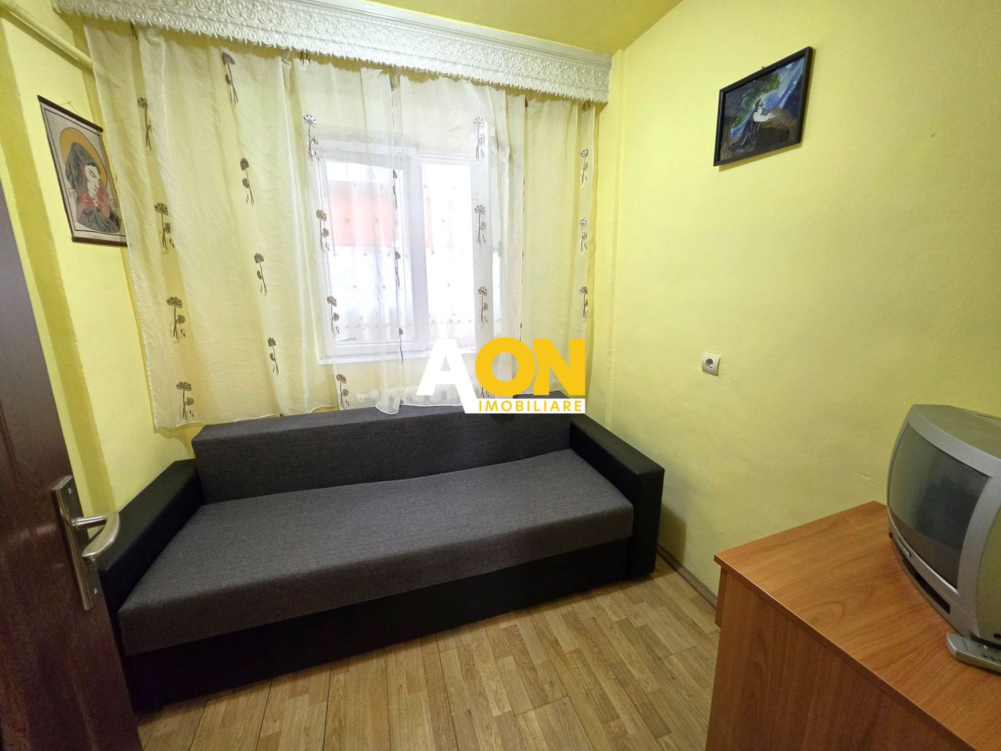Garsoniera cu balcon, cu camera suplimentara pentru copil, Cetate - Poză 11