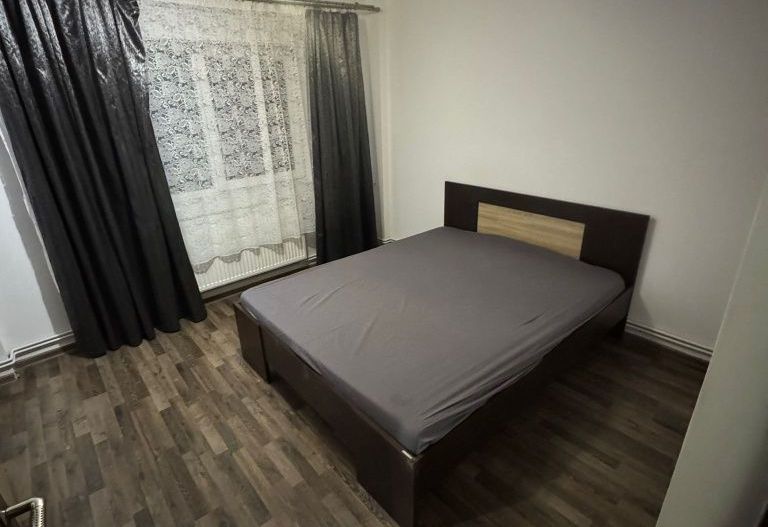 Apartament 3 camere 1 Mai - Poză 3