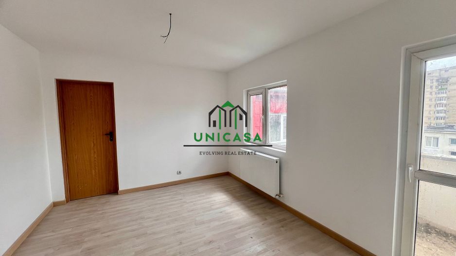 Garsoniera la mansardă/Ostroveni/26.000 € - Poză 1