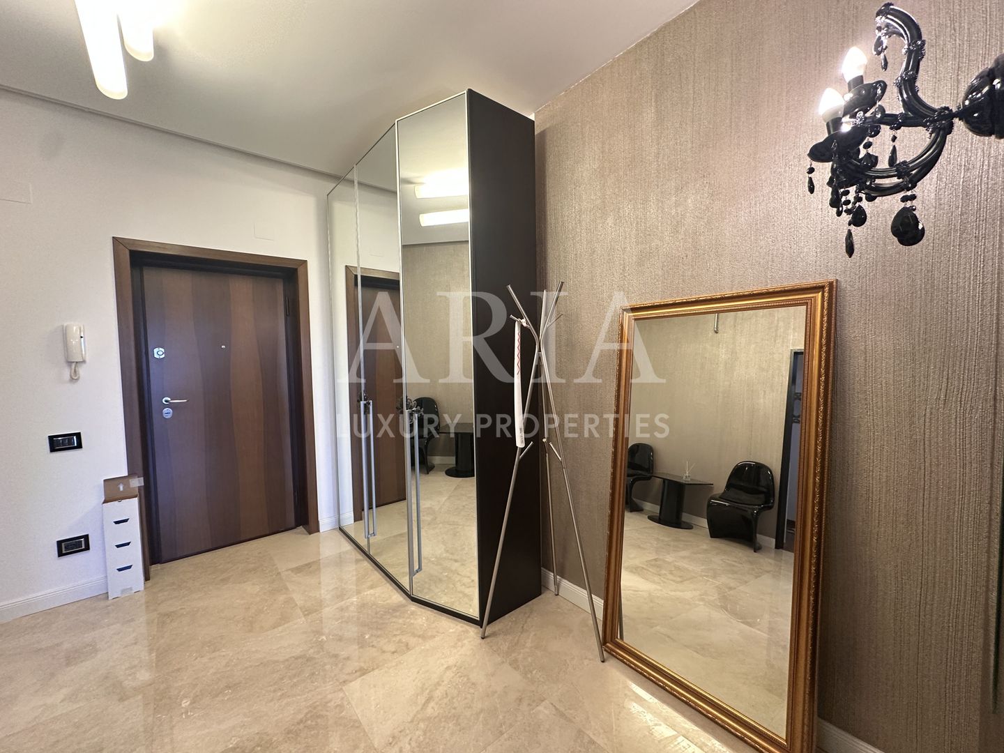 APARTAMENT 3 CAMERE HERASTRAU LUX - Poză 9