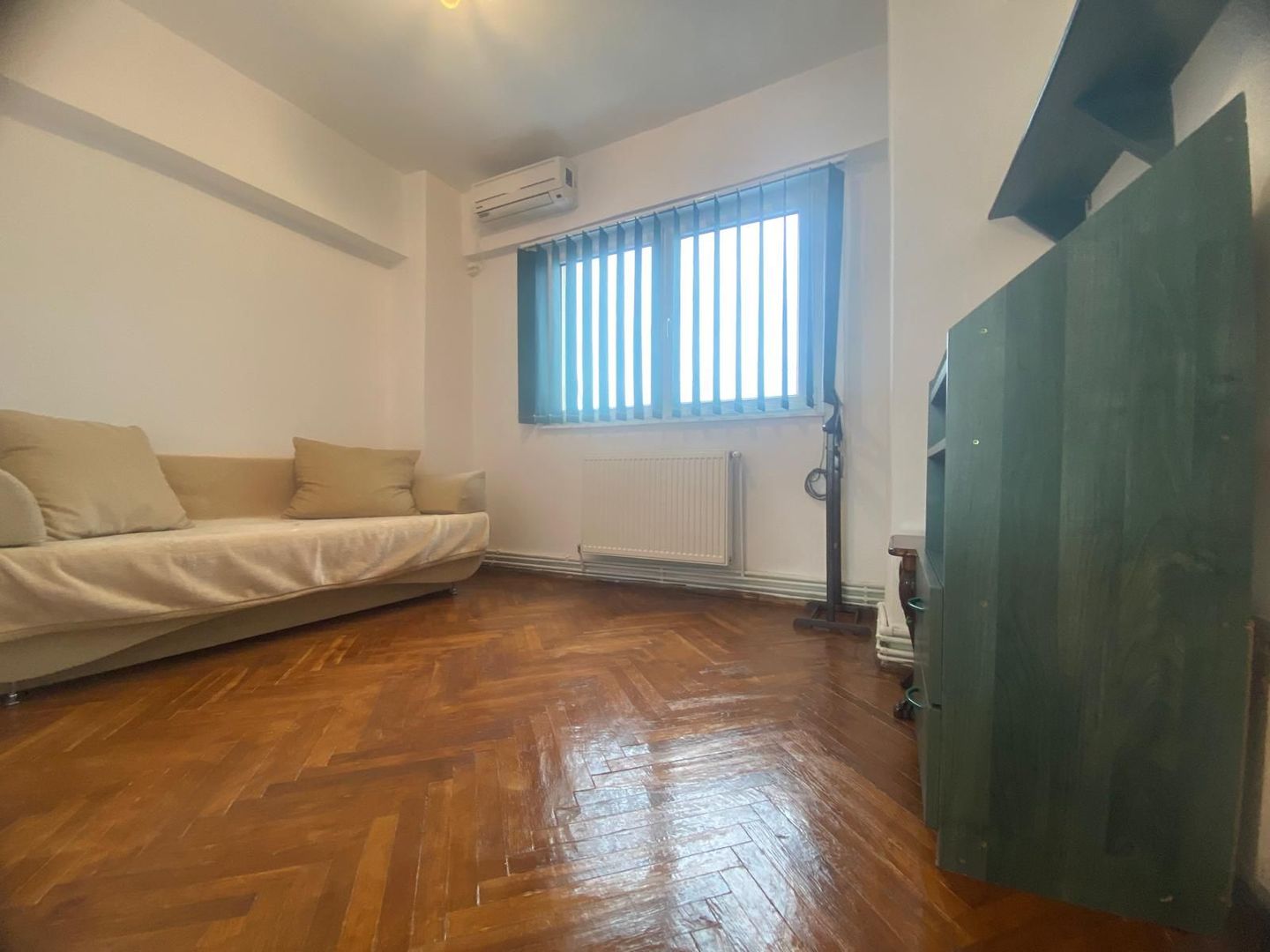 Închiriere apartament cu 4 camere, spatiu generos– Centru, Târgoviște - Poză 5