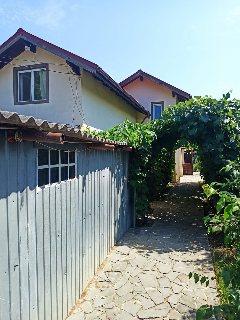 vila indiv+1198mp teren/pe DN4(sosBucuresti) in Frumusani/jud.Calarasi - Poză 55