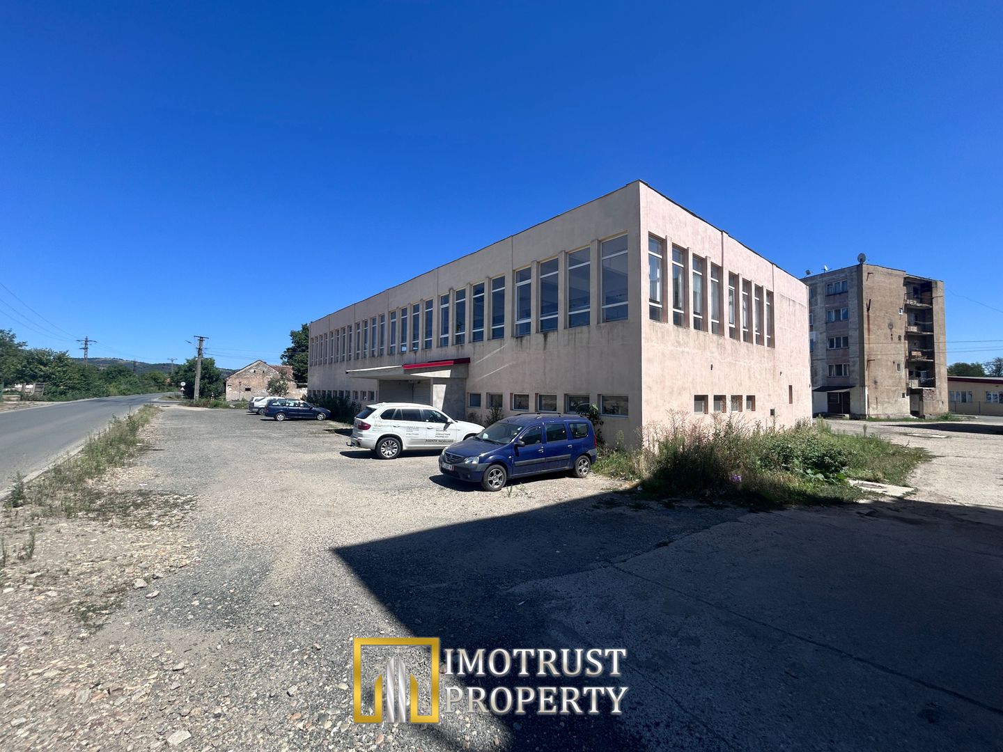 De Vânzare Hală Industrială – Lipova, Județul Arad - Poză 3