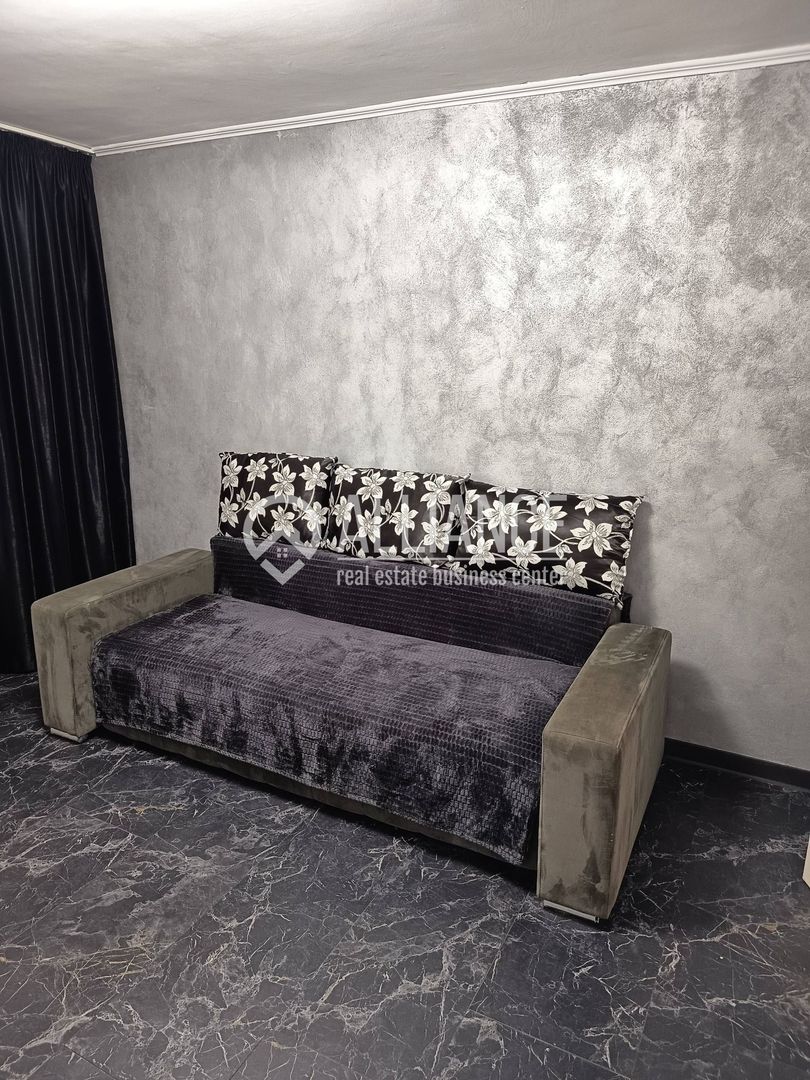 Garsoniera de vanzare (cod10) - NAVODARI - Poză 1