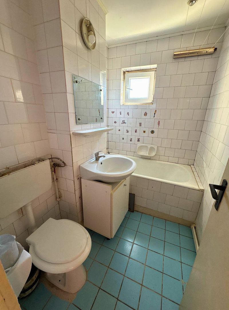 Apartament 2 camere 47,5 M² + balcon 7,5 M² cu priveliste Simeria - Poză 7