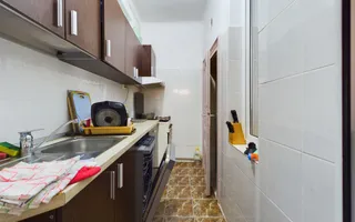 Casă individuală cu 4 camere, zonă centrală - Poză 18
