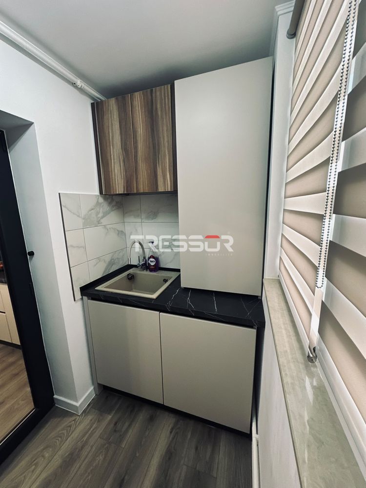 Apartament 3 camere, renovat / mobilat, Poarta 6, Faleza Sud - Poză 4