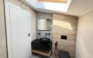 Ap pe 2 niveluri. 3 camere, 2 bai. 2 locuri de parcare. - Poză 9