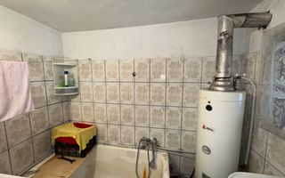 CASA 4 CAMERE, TEREN 604 MP, VOINESTI LERESTI, COMISION 0% - Poză 12