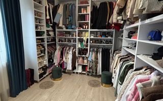 Apartament Ultracentral de vanzare pe Două Niveluri - Poză 2